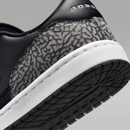 Jordan Court Connect Low SE Schuh (Herren) – Schwarz/Light Smoke Grey/Dark Grey/Weiß