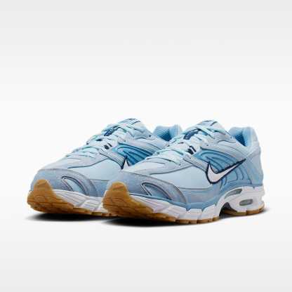 Nike Air Max Moto 2K Schuh (Herren) – Light Armory Blue/Work Blue/Gum Light Brown/Weiß
