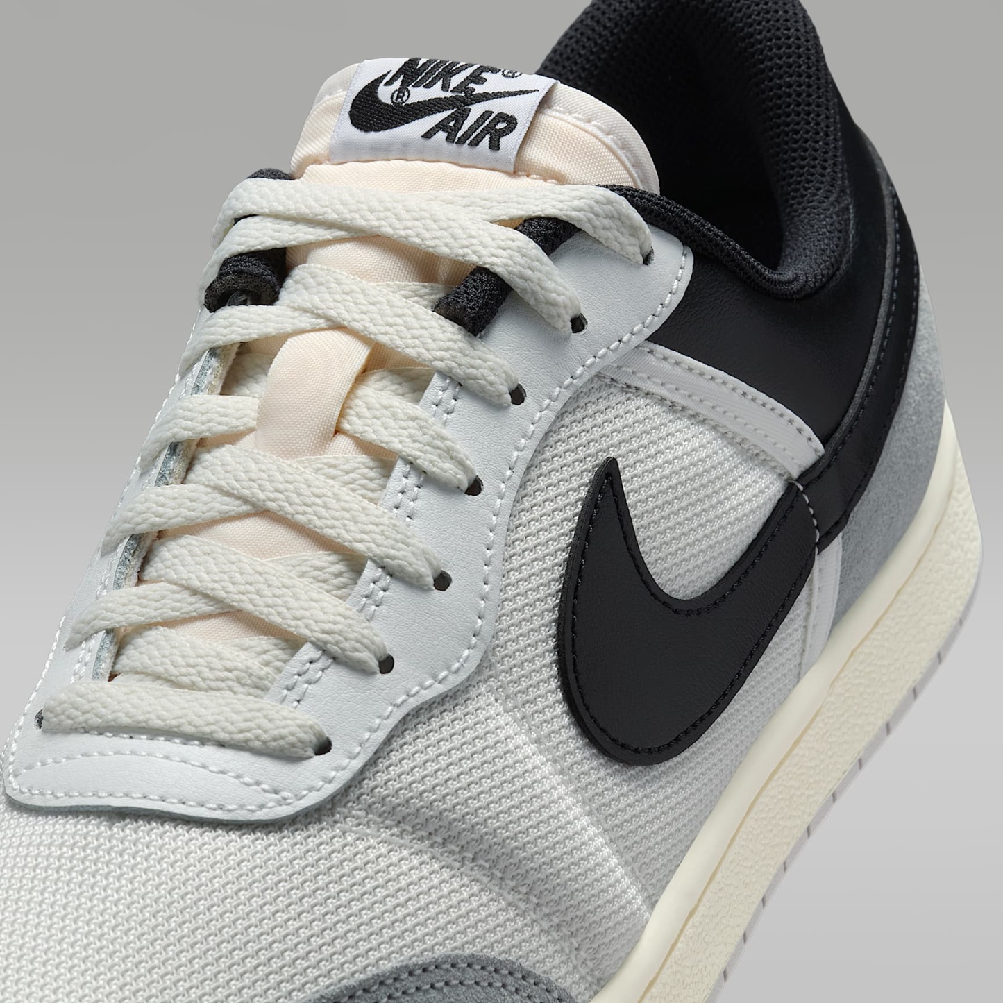 Air Jordan Skyline Low Herrenschuh – Summit White/Light Smoke Grey/Neutral Grey/Schwarz