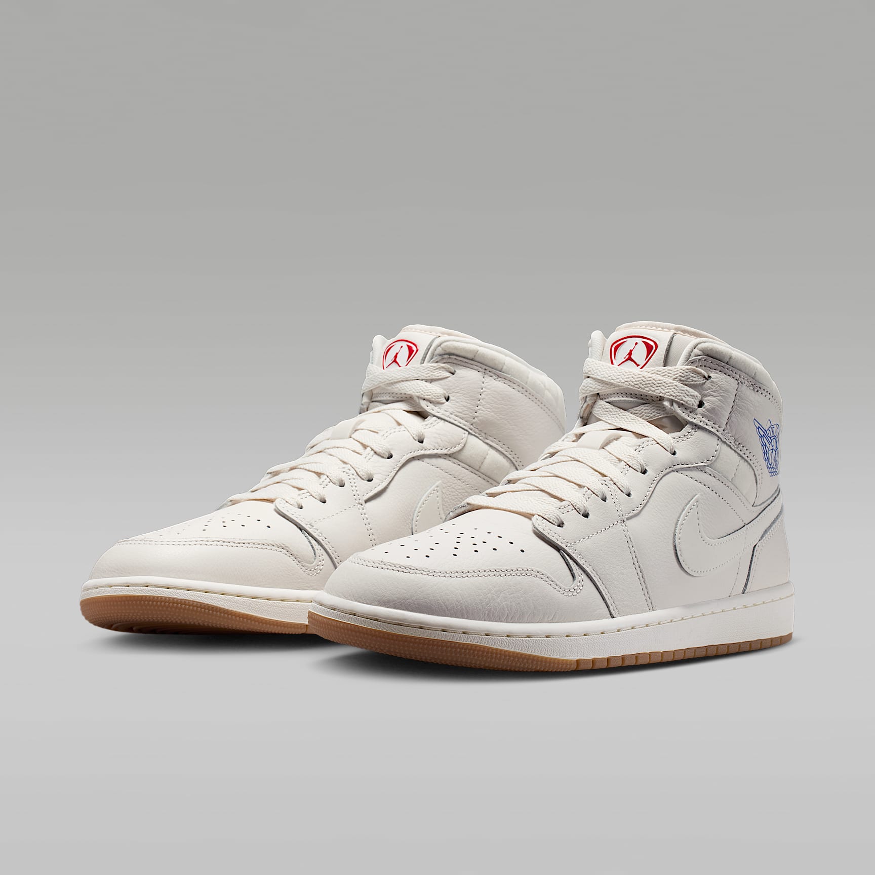 Air Jordan 1 Mid SE Schuh (Herren) – Phantom/Gum Dark Brown/University Red/Sail