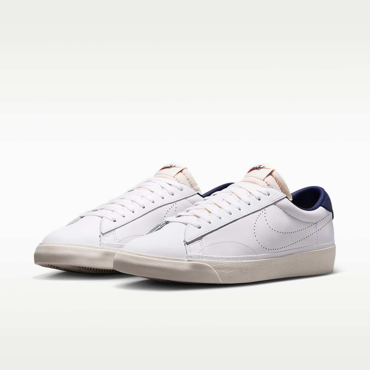 Tennis Classic Schuh (Herren) – Weiß/Midnight Navy/Sail/Weiß