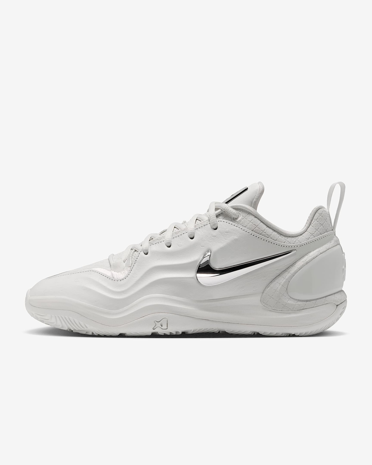 A'Two "White Label LX" A'ja Wilson Basketballschuh – Sail/Schwarz/Metallic Silver