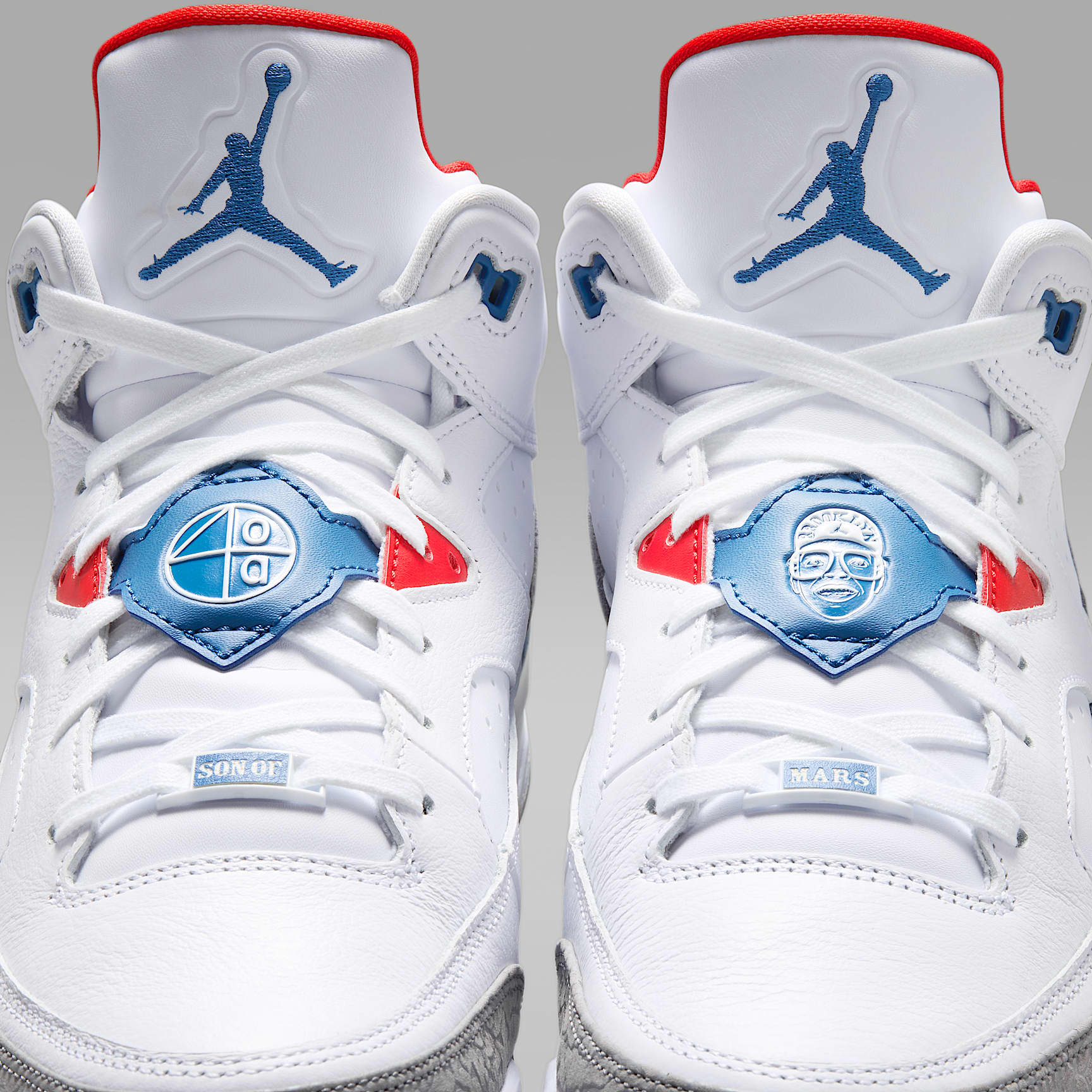 Jordan Son of Mars Low Herrenschuh – Weiß/Varsity Red/Light Smoke Grey/True Blue