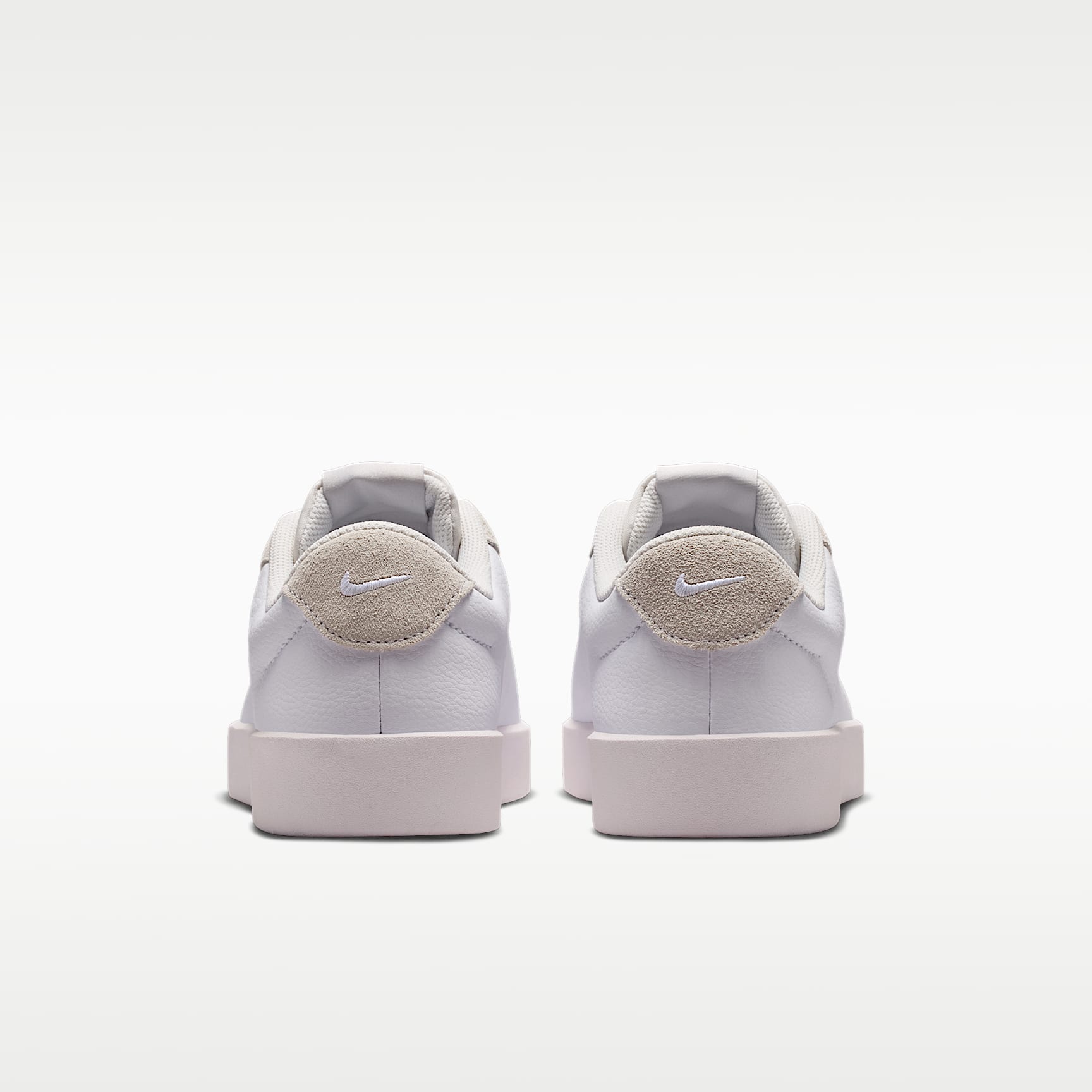 Nike Court Heritage Damenschuh – Weiß/Pure Platinum/Summit White/Weiß