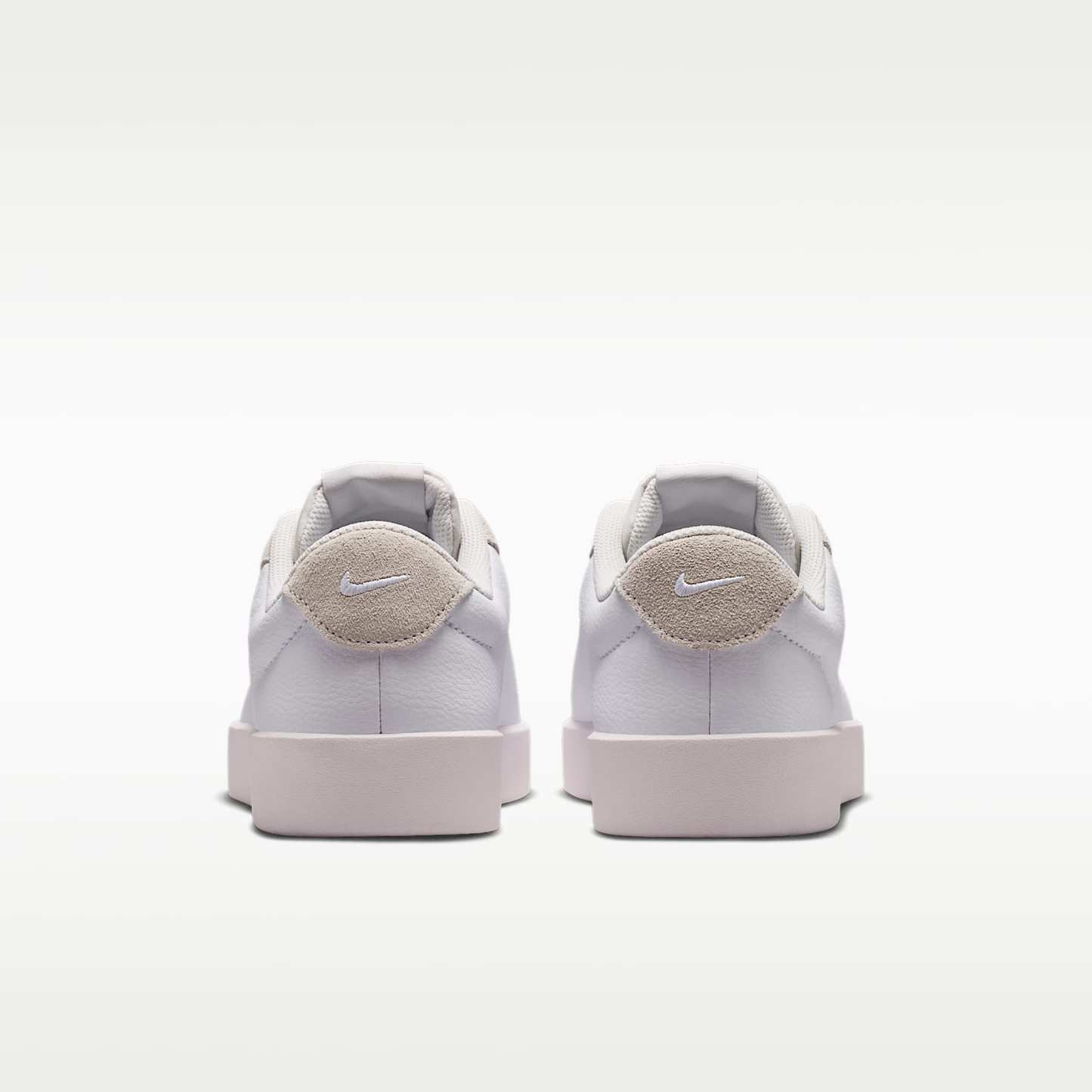 Nike Court Heritage Damenschuh – Weiß/Pure Platinum/Summit White/Weiß