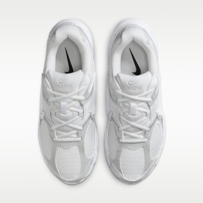 Nike V5 RNR Schuh mit reflektierenden Akzenten (Damen) – Weiß/Schwarz/Metallic Silver/Weiß