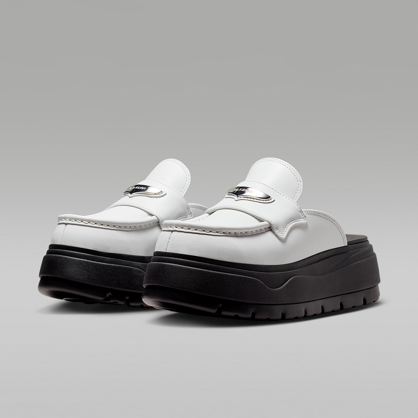 Air Jordan Mule Golfschuh (Damen) – Summit White/Schwarz/Metallic Silver
