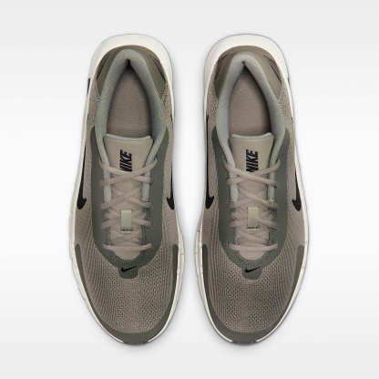 Nike Flex Train Workout-Schuh (Herren) – Light Army/Sequoia/Phantom/Schwarz