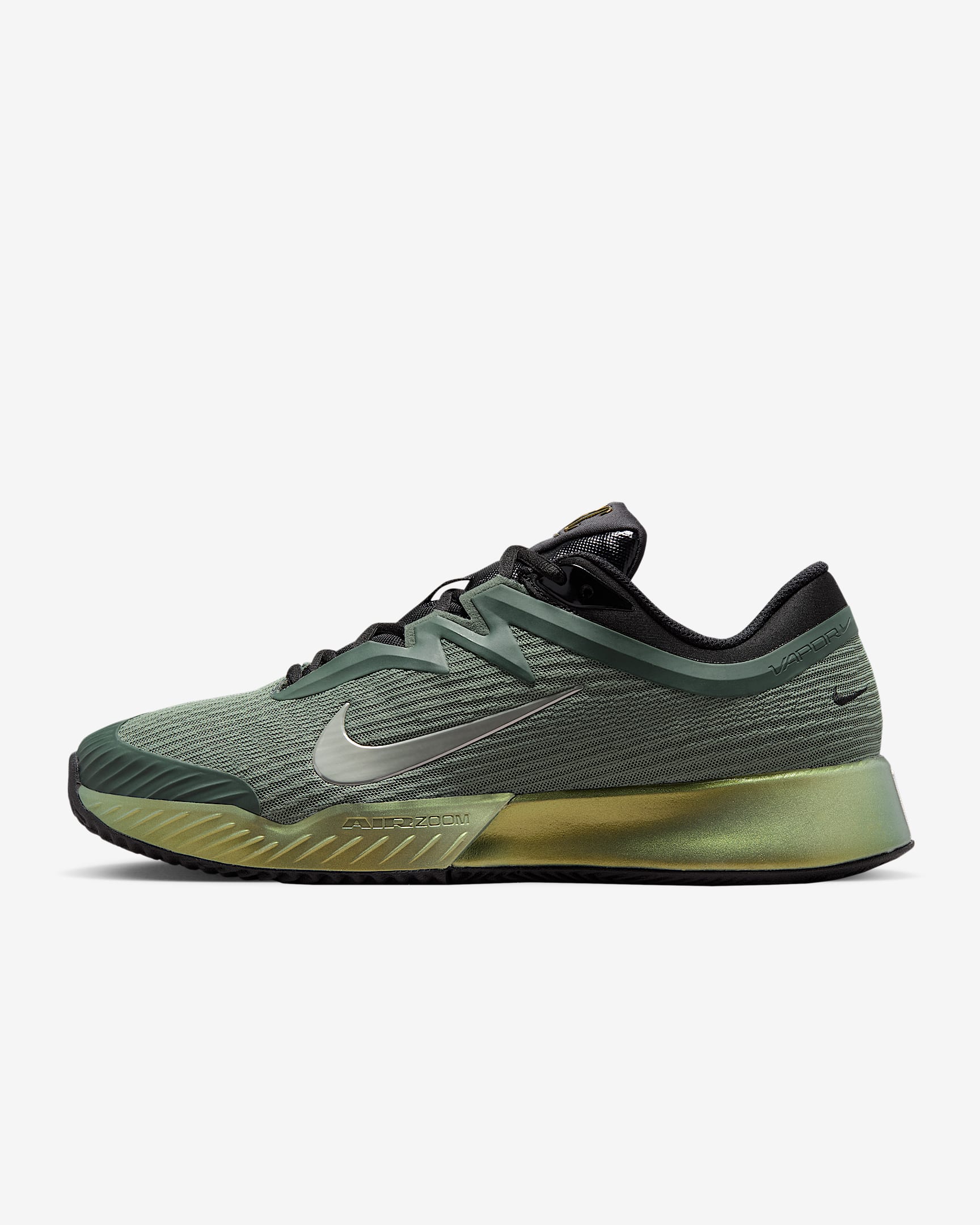 Nike Vapor Pro 3 PRM Clay Court Tennisschuhe (Herren) – Camo Green/Pure Platinum/Schwarz/Metallic Gold