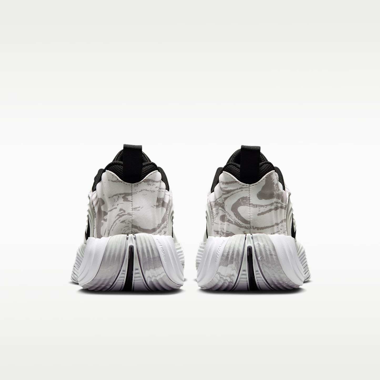 Giannis Immortality 5 Basketballschuh – Weiß/Off White/Light Smoke Grey/Metallic Silver