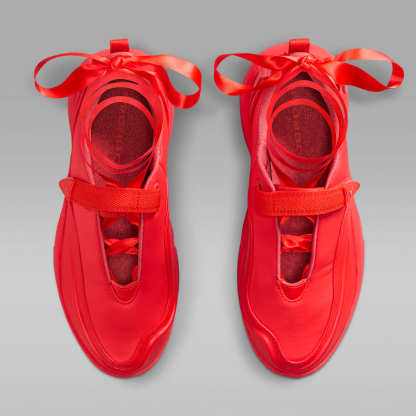 Jordan Pointe Schuh (Damen) – Chile Red/Deep Maroon/Pueblo Red
