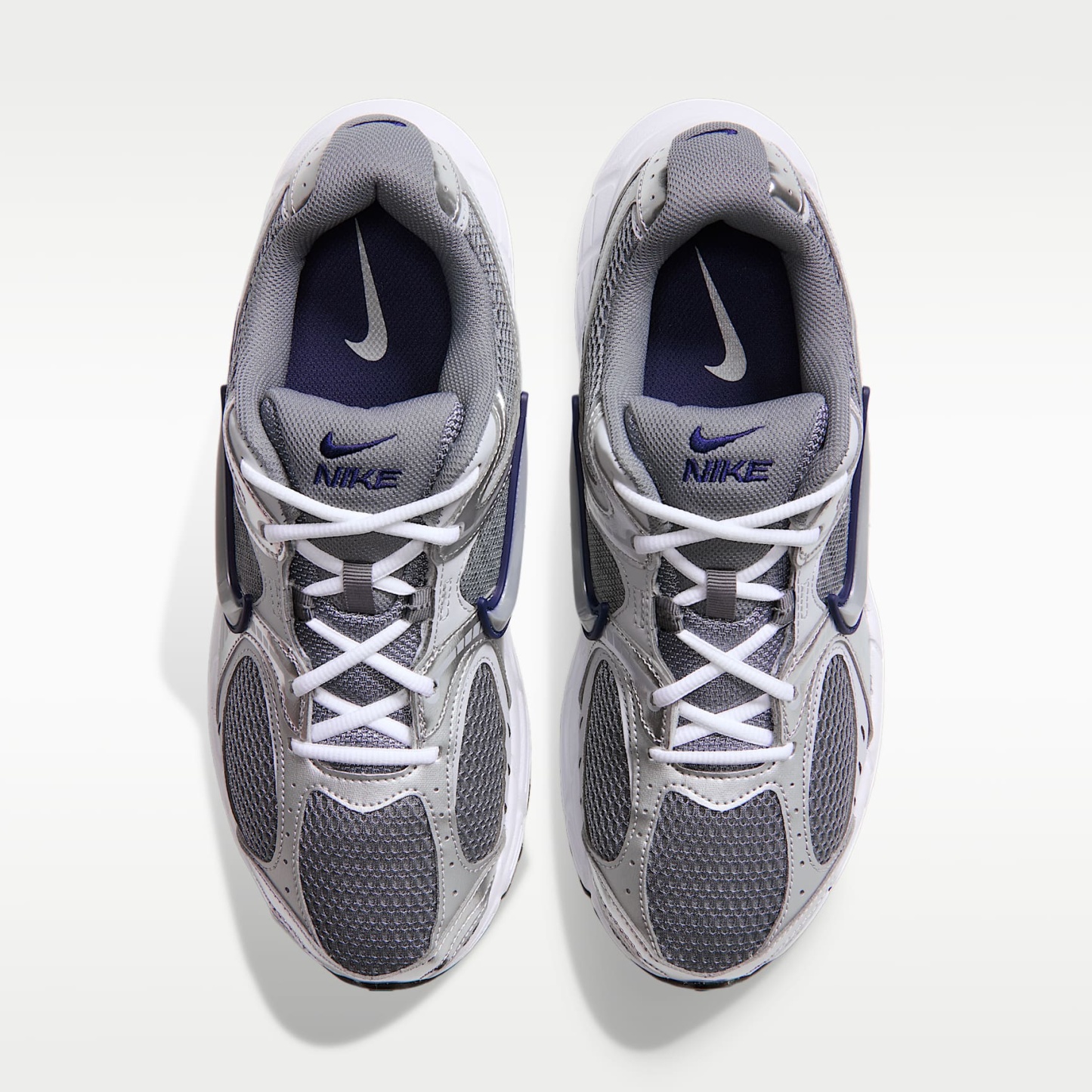 Nike V5 RNR Schuh (Herren) – Smoke Grey/Wolf Grey/Midnight Navy/Metallic Silver