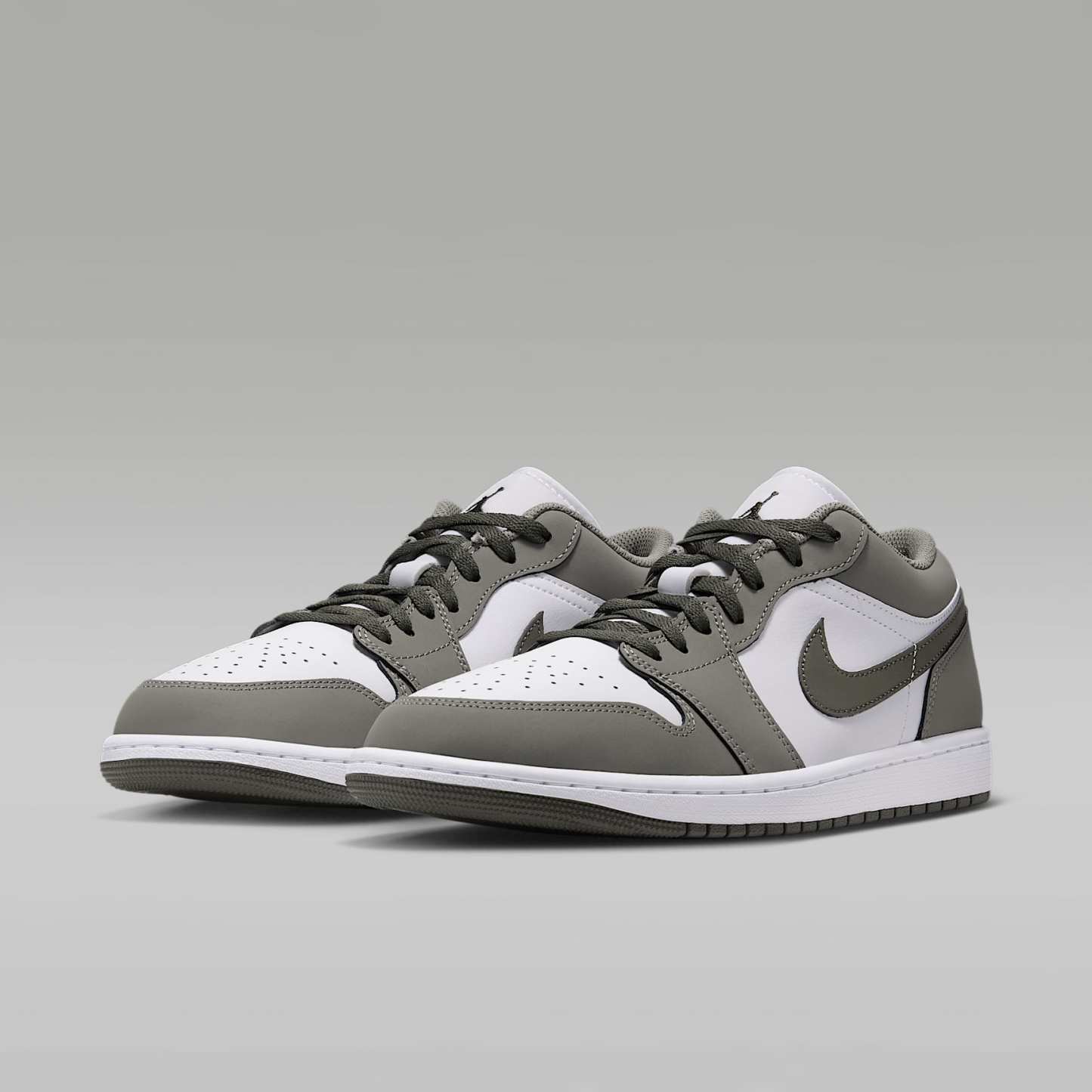 Air Jordan 1 Low Herrenschuh – Light Army/Weiß/Cargo Khaki