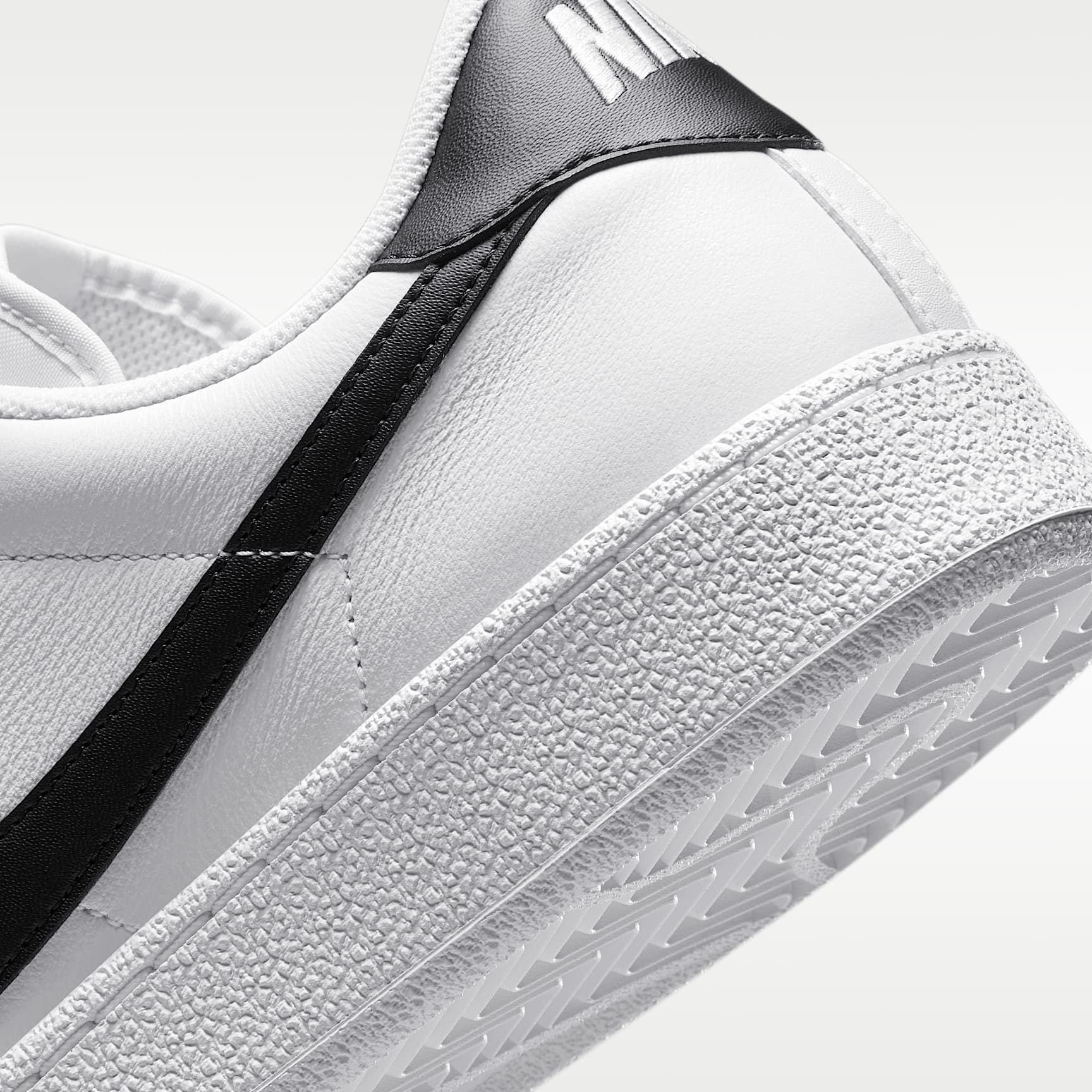 Tennis Classic CS Schuh (Herren) – Weiß/Weiß/Schwarz