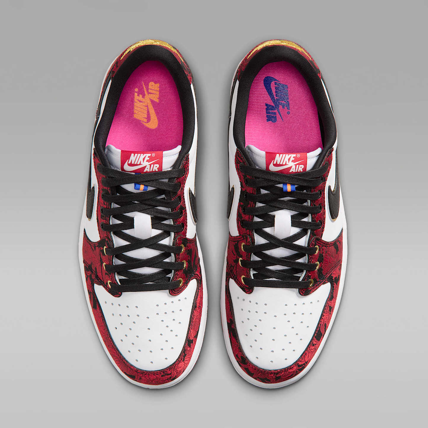 Air Jordan 1 Retro Low OG "Garden" Schuh (Herren) – Schwarz/Summit White/Laser Fuchsia/Varsity Red