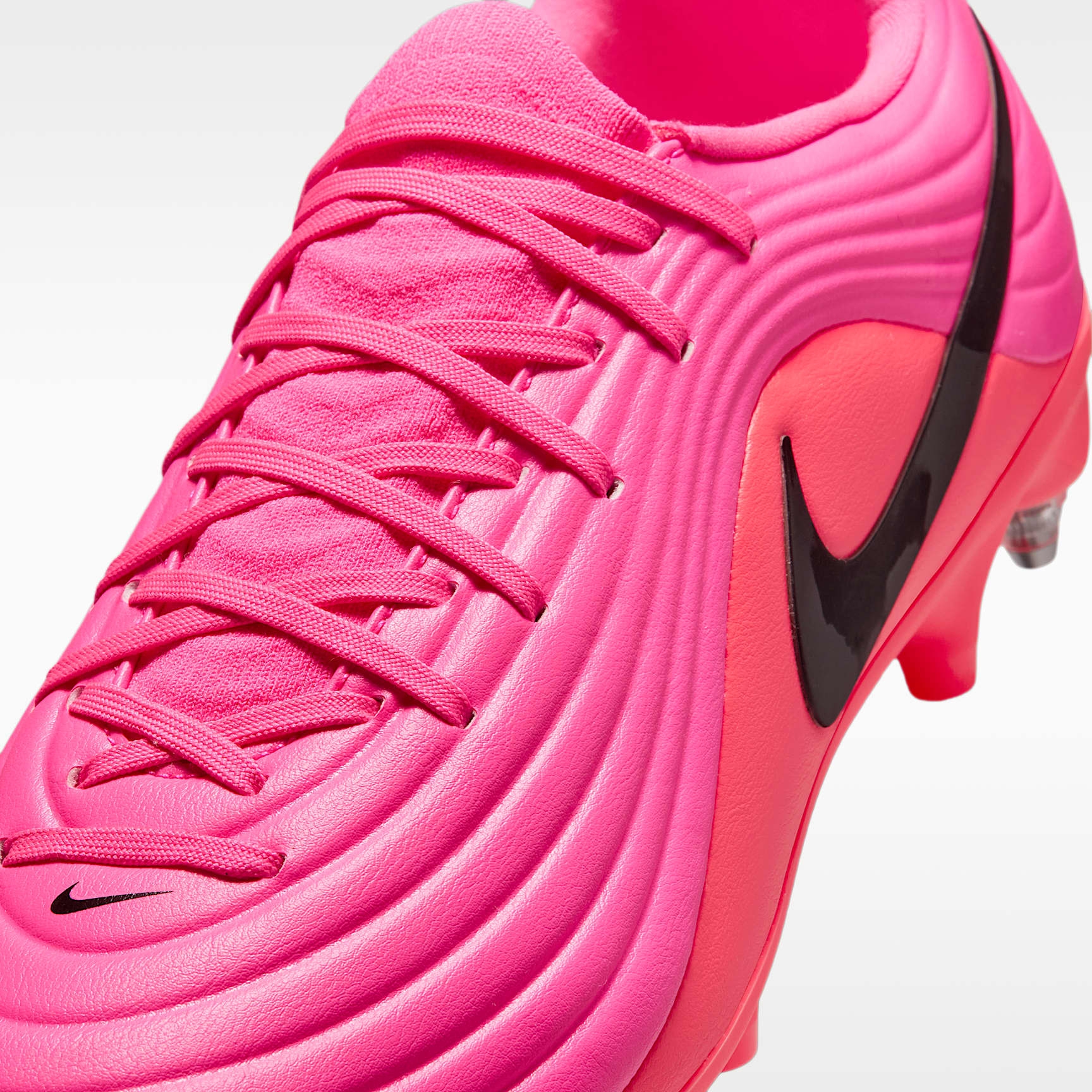 Nike Tiempo Maestro Academy Low Top Fußballschuh für weichen Rasen – Multi-Color/Schwarz