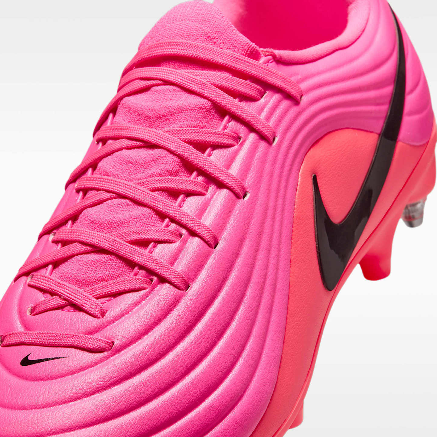 Nike Tiempo Maestro Academy Low Top Fußballschuh für weichen Rasen – Multi-Color/Schwarz