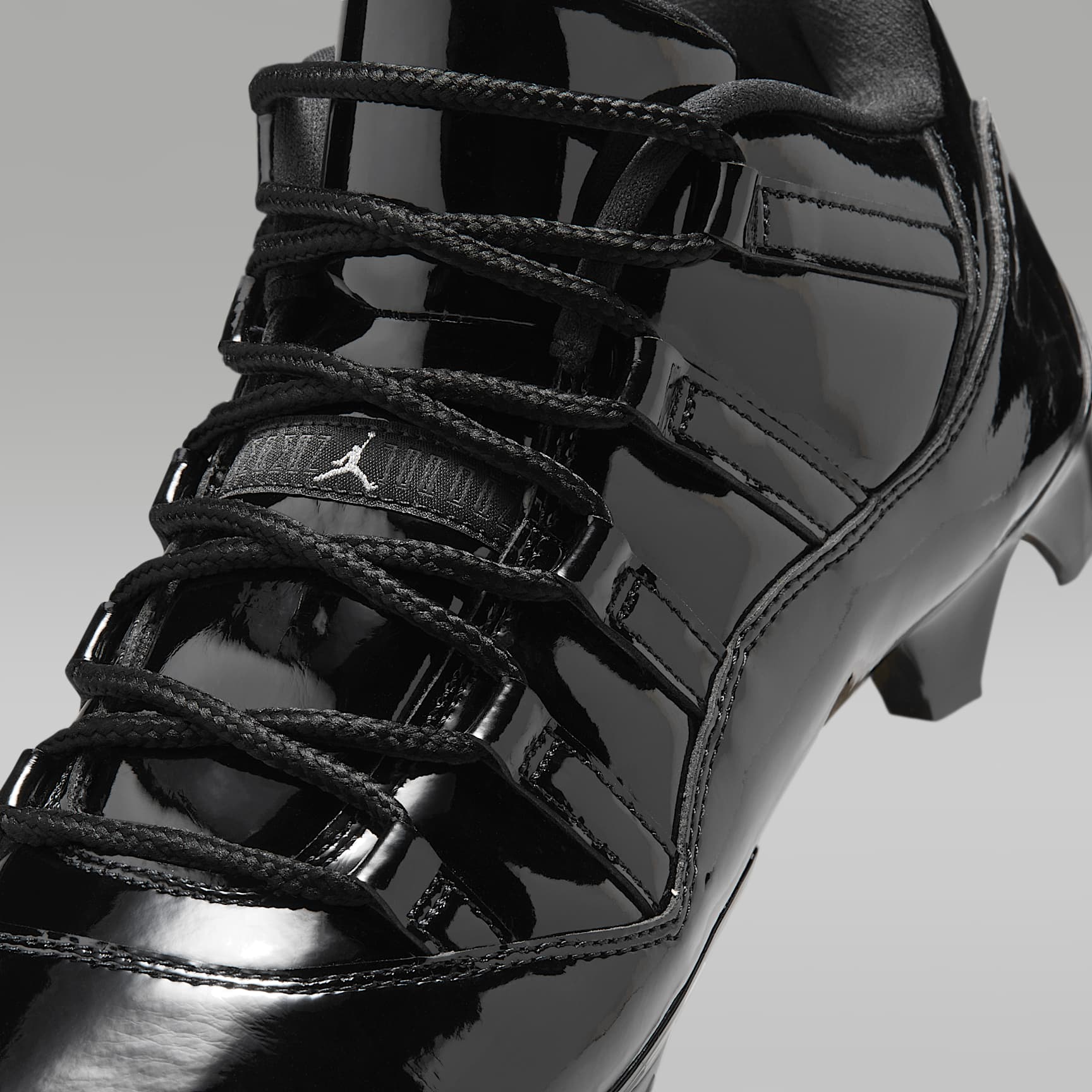Jordan 11 Low TD American Football-Schuh (Herren) – Schwarz/Anthracite/Metallic Silver