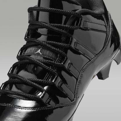 Jordan 11 Low TD American Football-Schuh (Herren) – Schwarz/Anthracite/Metallic Silver