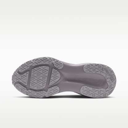 Nike Vomero 18 GORE-TEX Wasserdichter Straßenlaufschuh mit reflektierenden Designakzenten (Damen) – Vast Grey/Silver Lilac/Metallic Silver