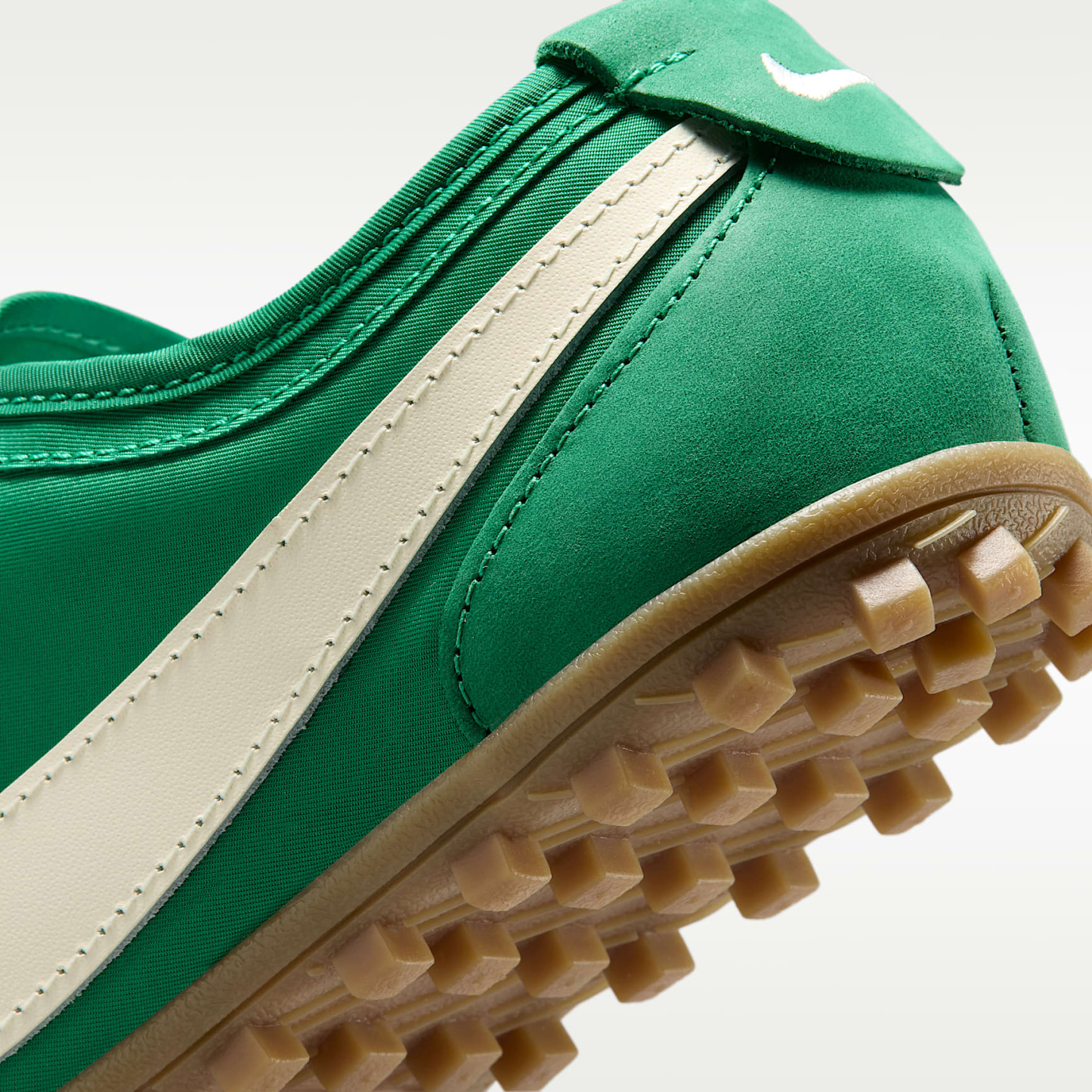 Nike Moon Shoe Original Schuh (Damen) – Malachite/Gum Light Brown/Soft Pearl