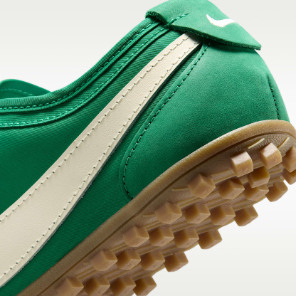 Nike Moon Shoe Original Schuh (Damen) – Malachite/Gum Light Brown/Soft Pearl