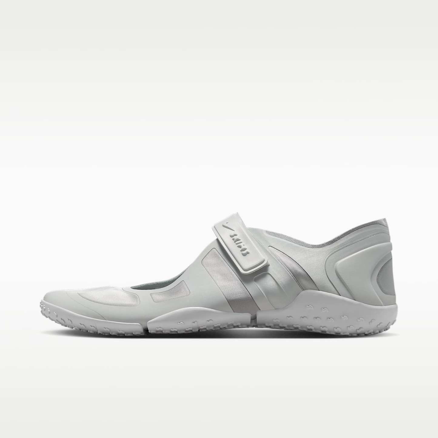 NikeSKIMS Rift Satin Schuh (Damen) – Night Silver/Base Grey/Medium Silver/Night Silver