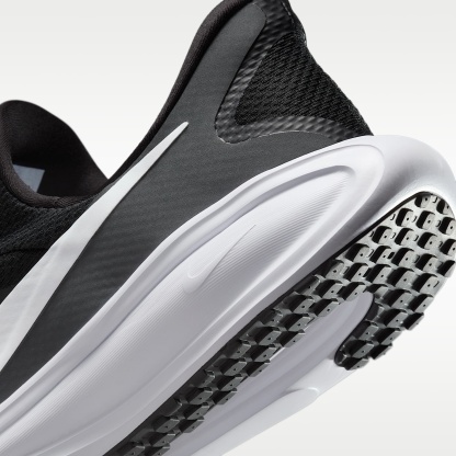 Nike Revolution 8 EasyOn Straßenlaufschuh (Herren) – Schwarz/Anthracite/Wolf Grey/Weiß