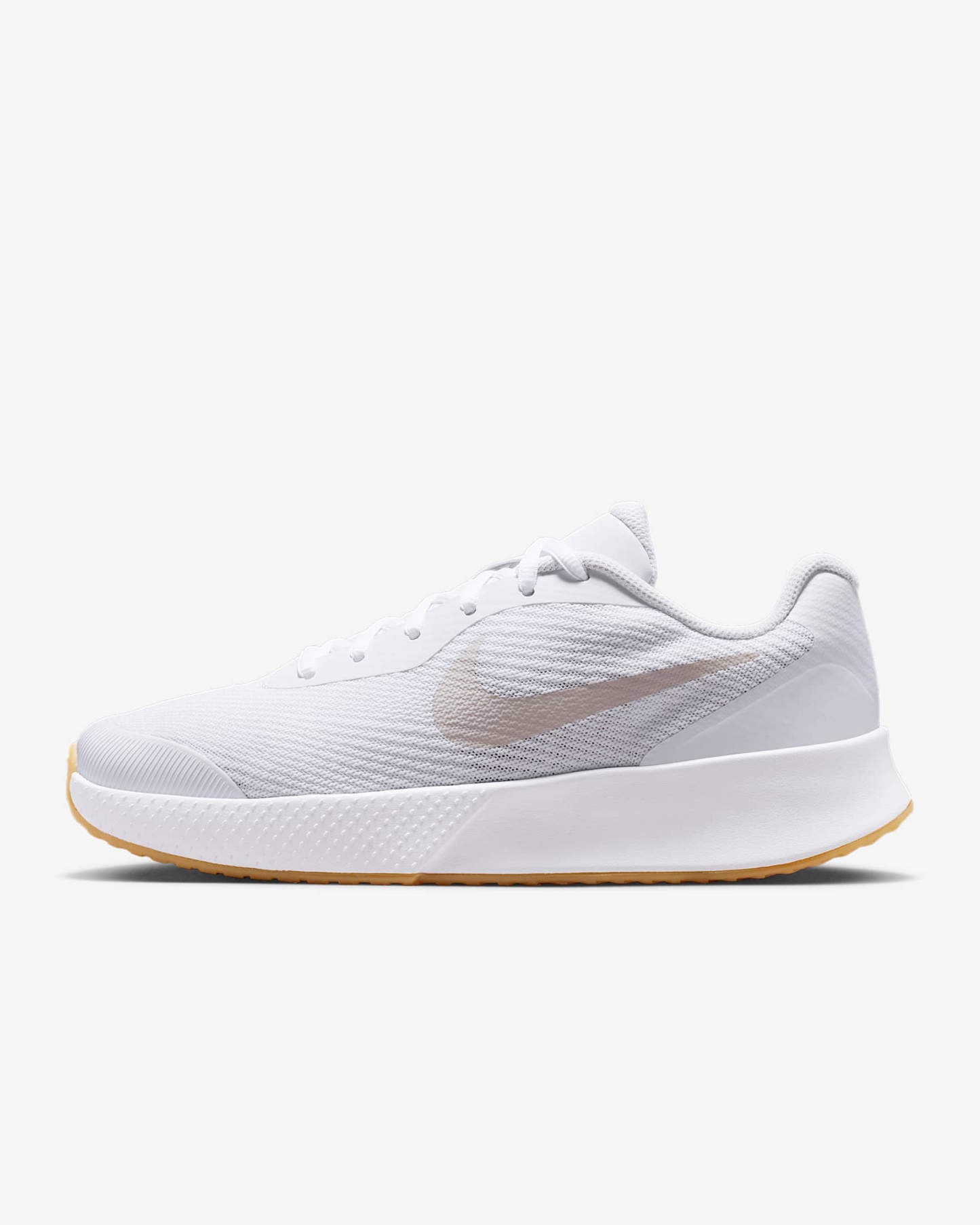 Nike Vapor Lite 3 Tennisschuh für Hartplätze (Damen) – Weiß/Summit White/Gum Yellow/Light Orewood Brown