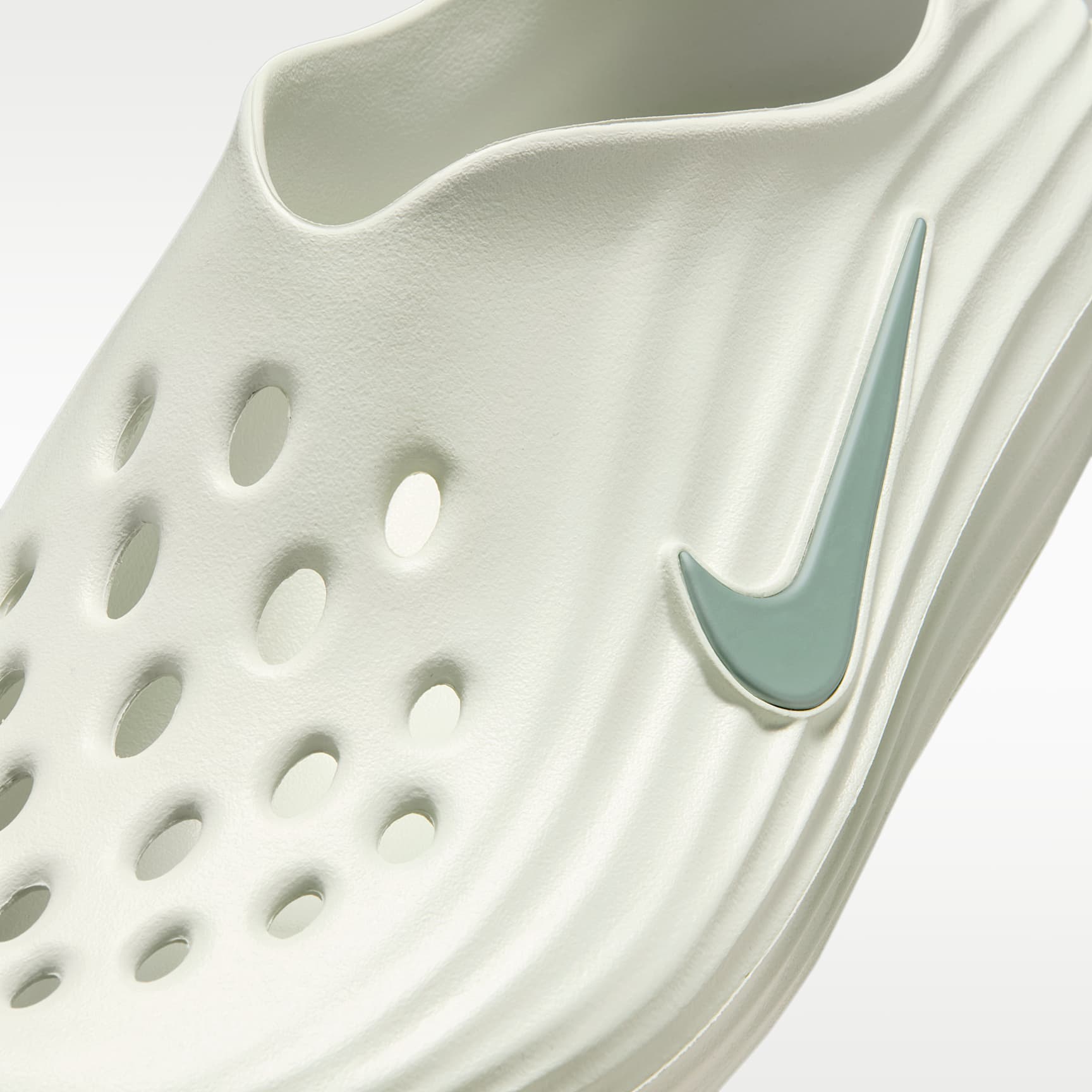 Nike ReactX Rejuven8 Schuh (Herren) – Spruce Aura/Light Silver