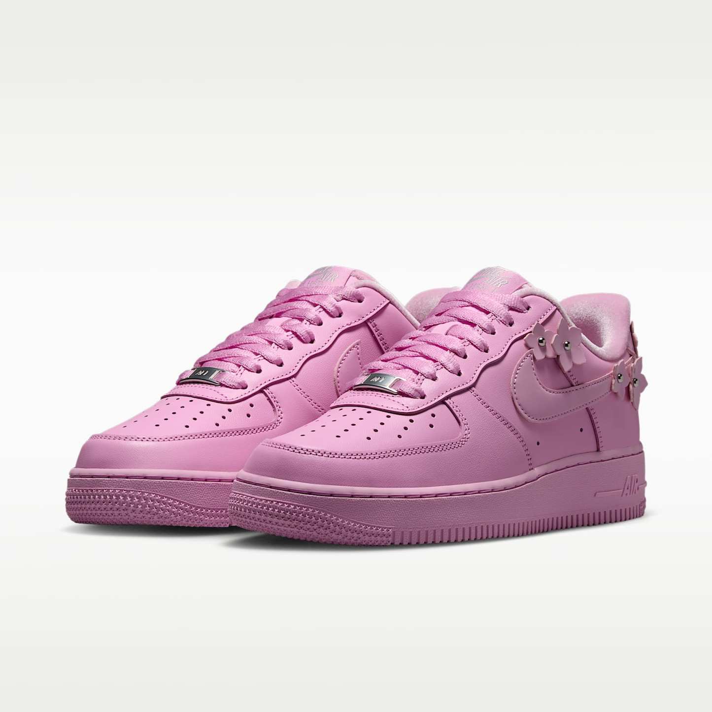 Nike Air Force 1 '07 "Florette" Schuh (Damen) – Pink Rise/Pink Foam/Metallic Silver/Pink Rise