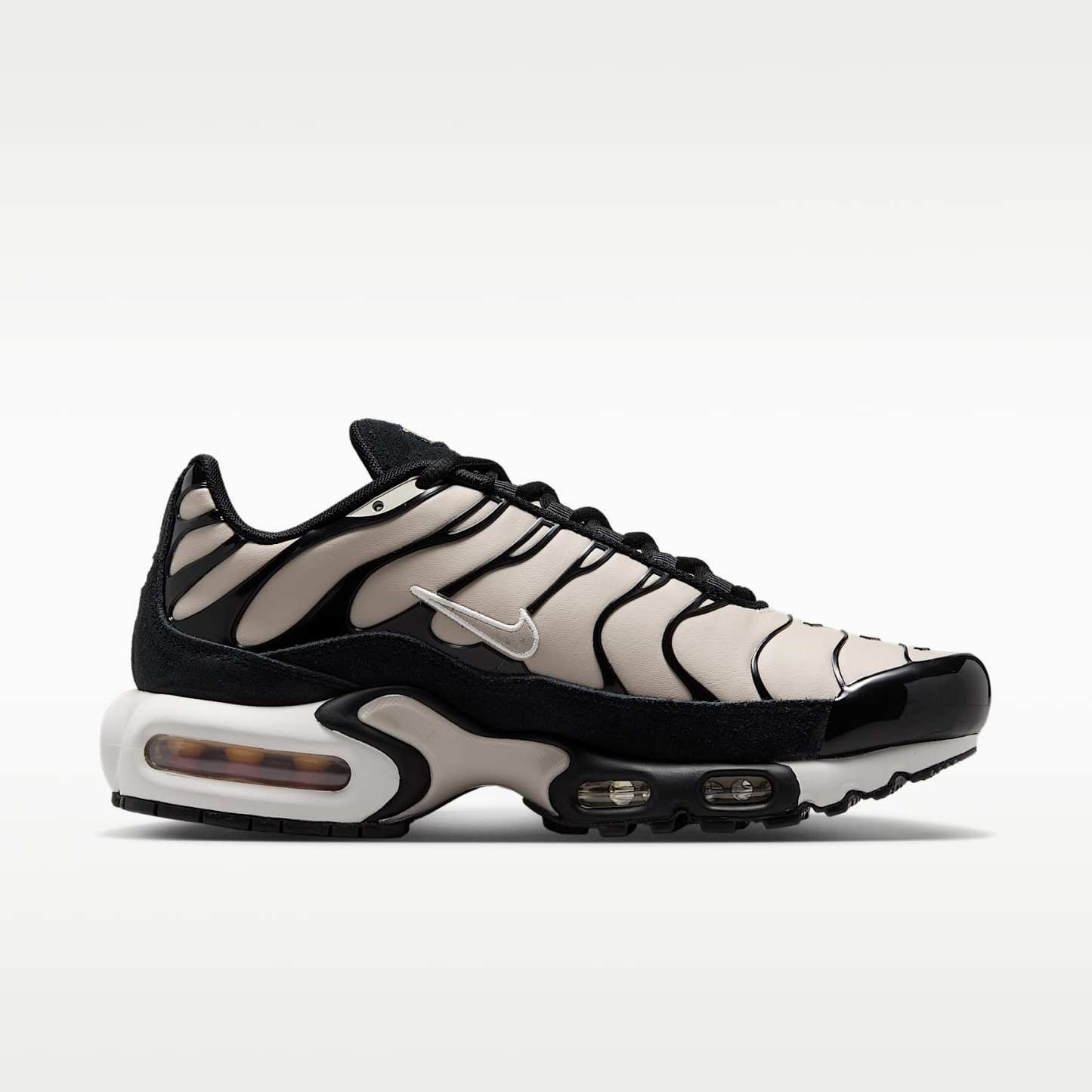Nike Air Max Plus Schuh (Damen) – Cream II/Summit White/Schwarz