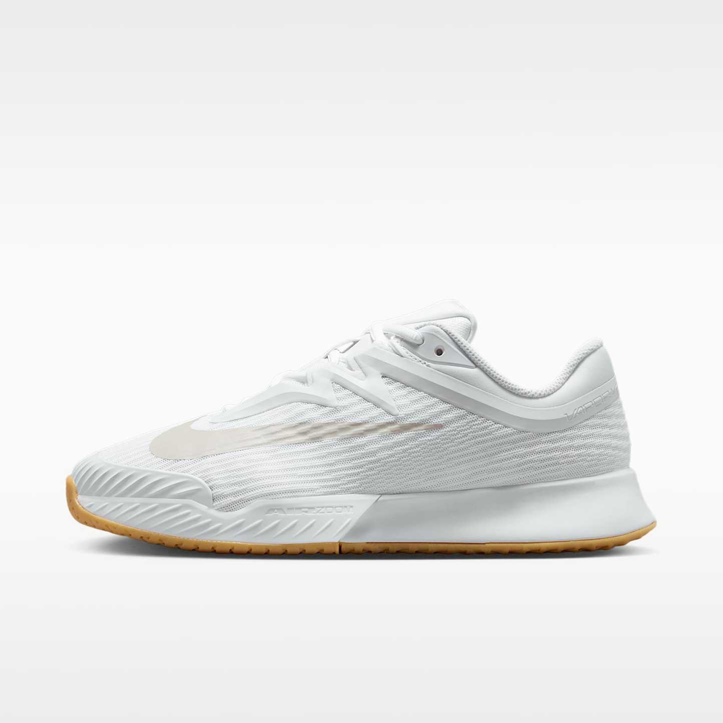 Nike Vapor Pro 3 Tennisschuh für Hartplätze (Damen) – Weiß/Summit White/Linen/Light Orewood Brown