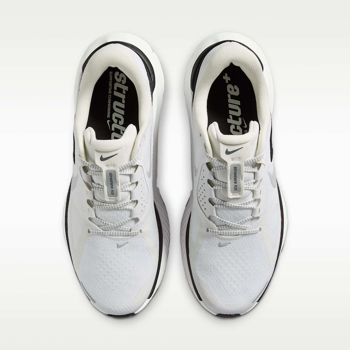 Nike Structure Plus Straßenlaufschuh (Herren) – Summit White/Schwarz/Metallic Silver