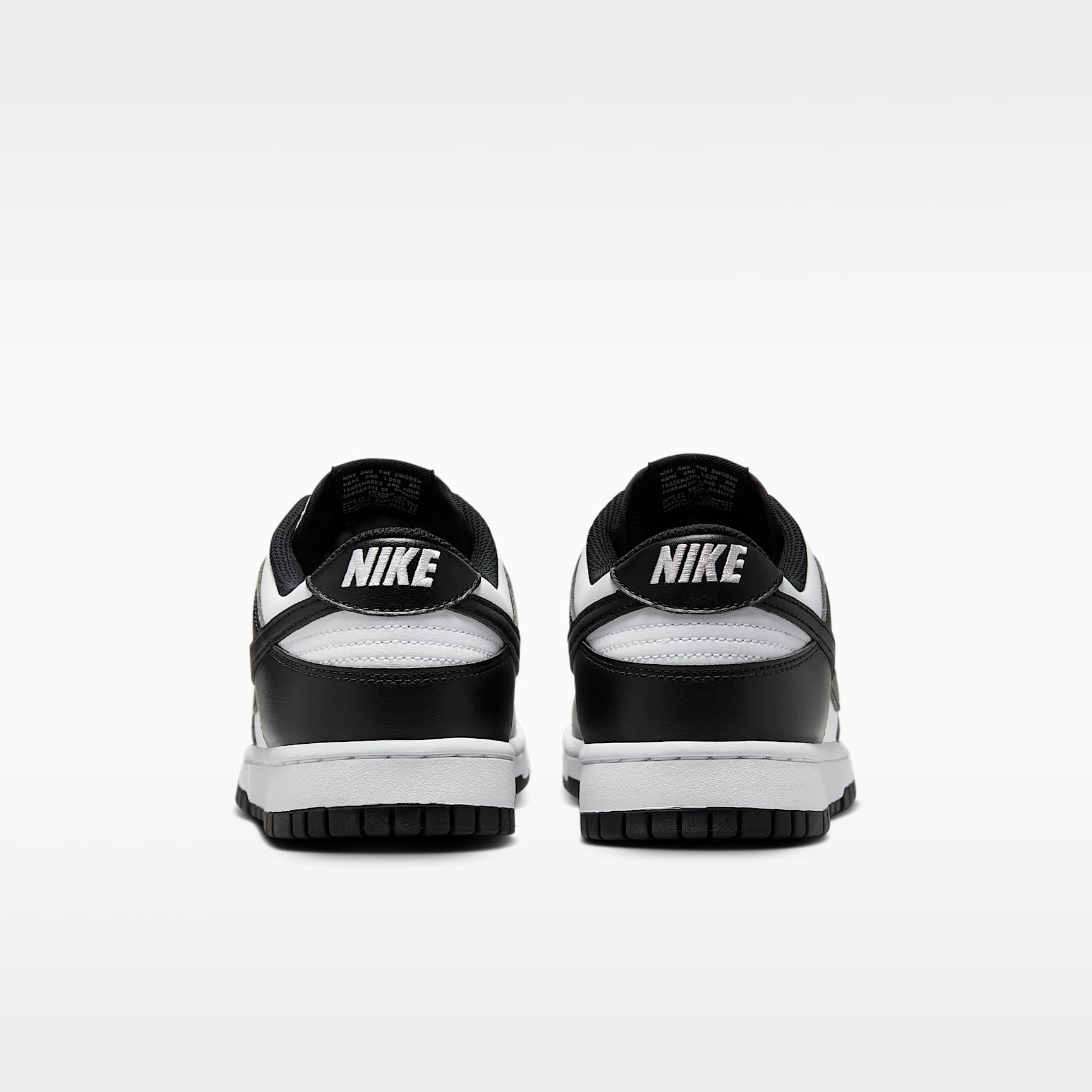 Nike Dunk Low Retro Herrenschuh – Weiß/Weiß/Schwarz