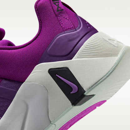 Nike Free Metcon 7 Trainingsschuhe (Damen) – Vivid Purple/Schwarz/Platinum Tint/Vivid Purple
