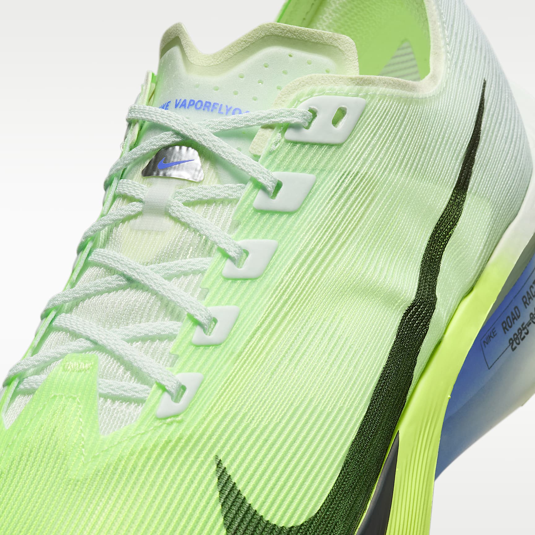 Nike Vaporfly 4 Straßenlaufschuh für Wettkämpfe (Herren) – Barely Green/Volt Tint/Sapphire/Black Spruce