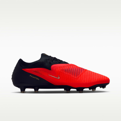 Nike Phantom 6 Low Elite Fußballschuh für Kunstrasen – Bright Crimson/Bright Crimson/Schwarz