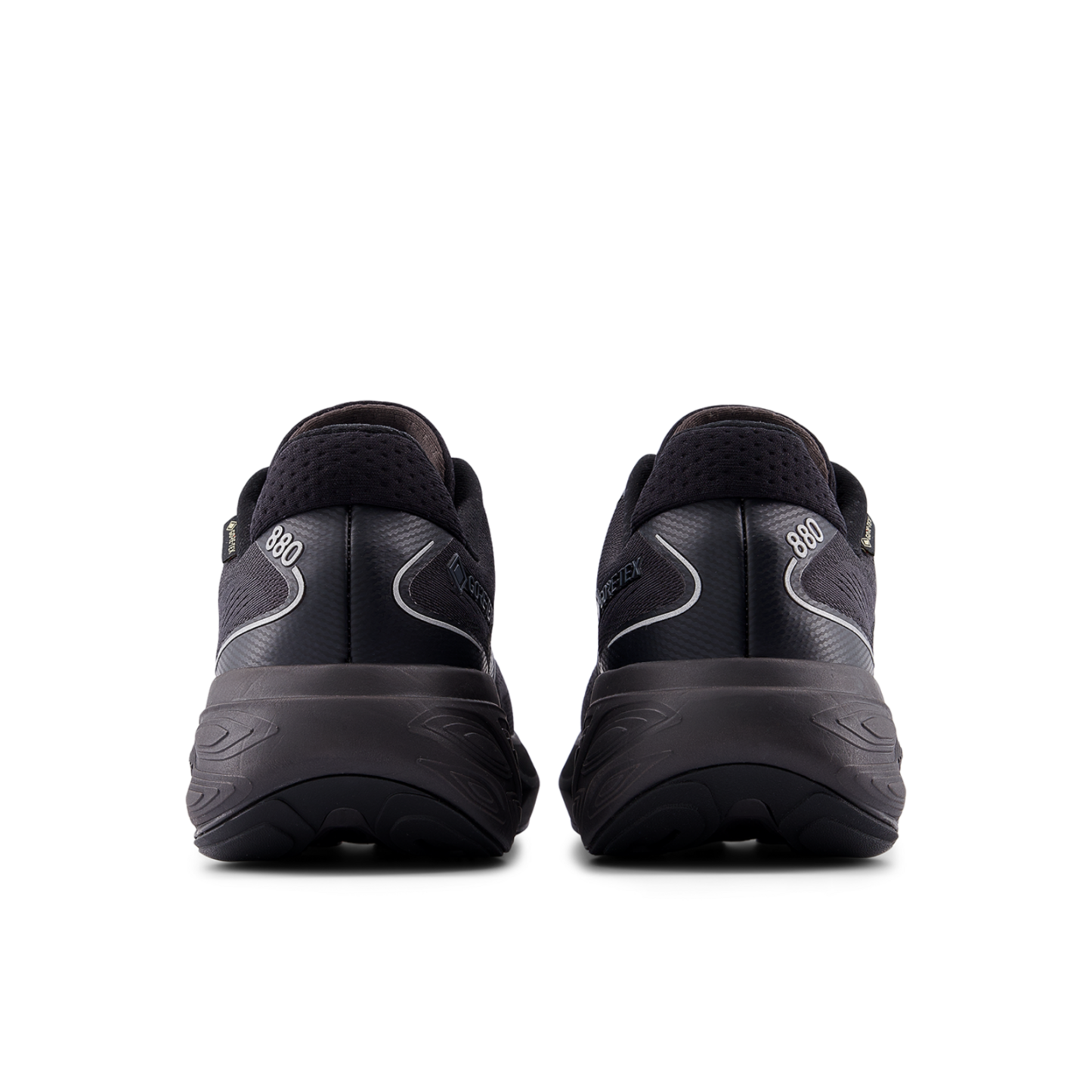 New Balance M 880 GTX v15 Laufschuhe in SCHWARZ