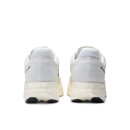 New Balance M SuperComp Elite v5 Wettkampfschuhe in BEIGE
