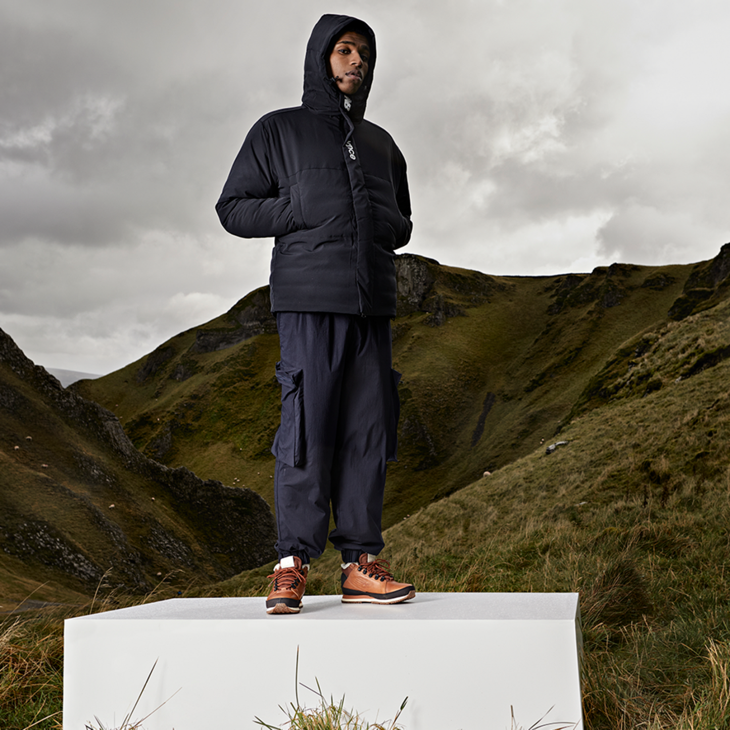 New Balance 754 Insulated in BRAUN