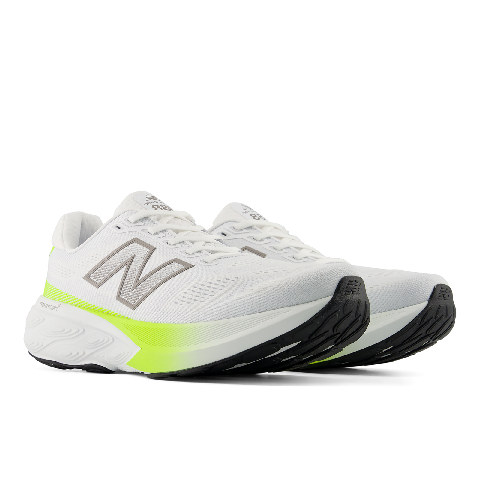 New Balance M88072T - Fresh Foam X 880V15 in WEISS