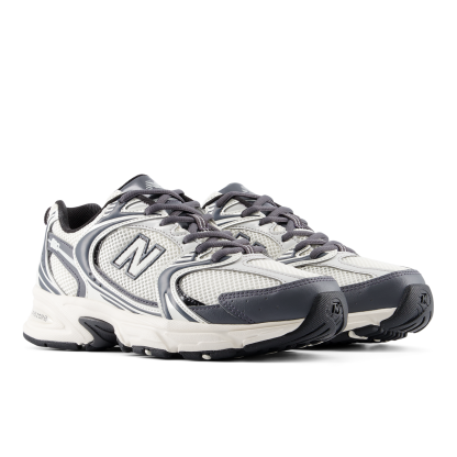 New Balance 530 Core Reset in WEISS