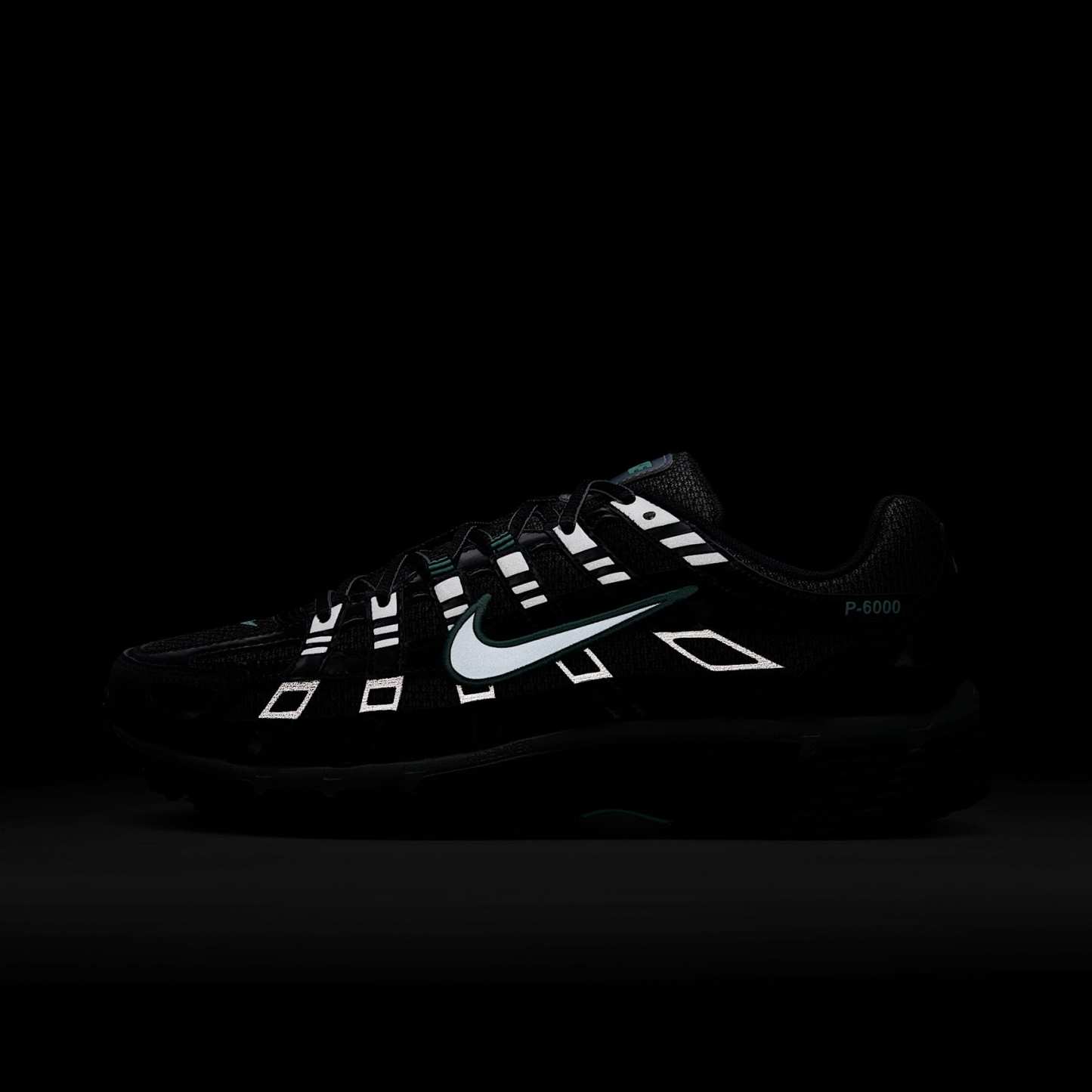 Nike P-6000 Schuh (Herren) – Schwarz/Hyper Turquoise/Cool Grey/Metallic Cool Grey