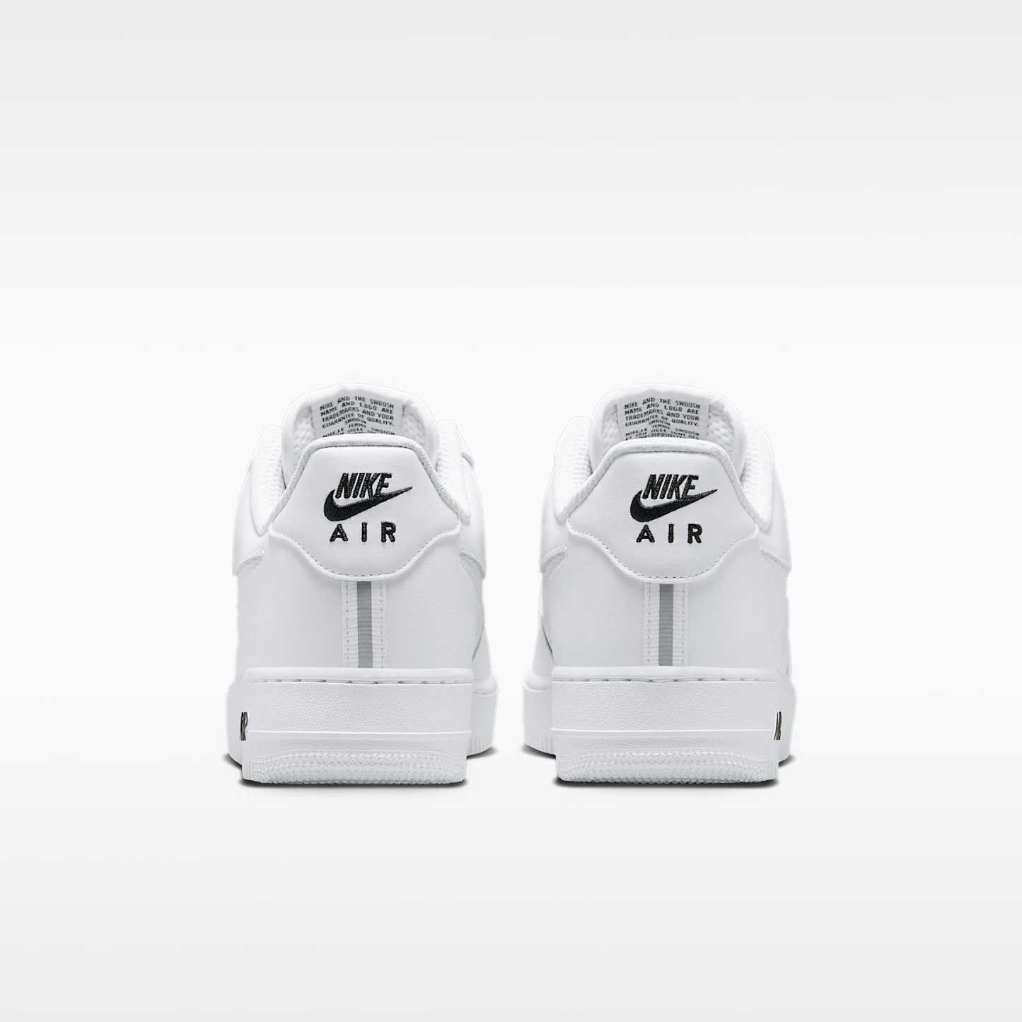 Nike Air Force 1 '07 LV8 Schuh (Herren) – Weiß/Schwarz/Reflect Silver