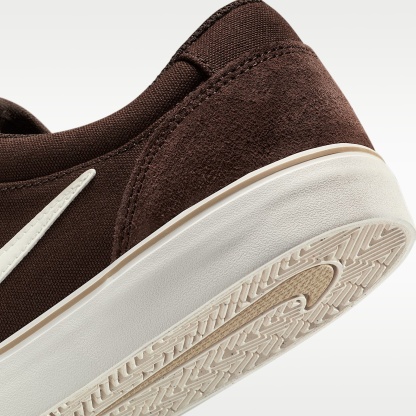 Nike SB Chron 2 Skateboardschuh – Baroque Brown/Phantom/Parachute Beige/Pale Ivory