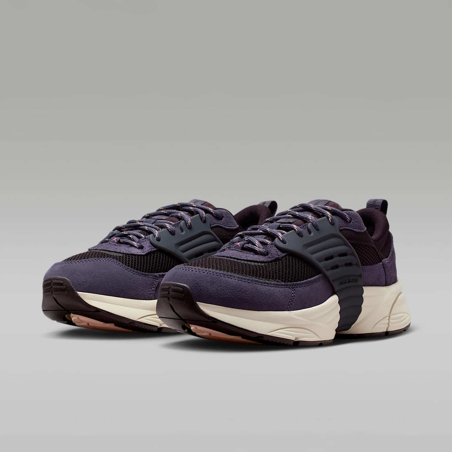 Jordan Trunner O/S Schuhe (Herren) – Burgundy Ash/Dark Raisin/Birch/Pinksicle