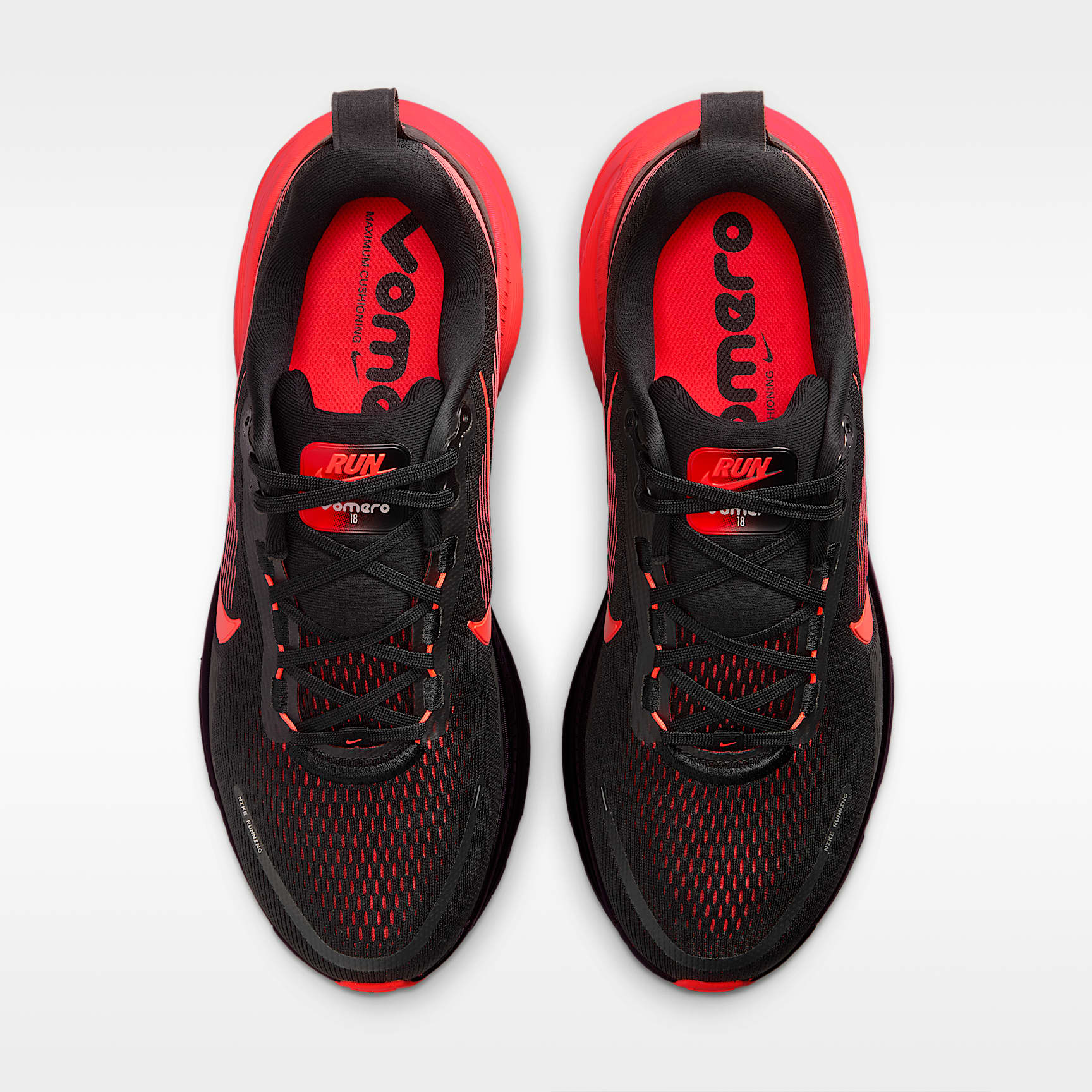 Nike Vomero 18 Straßenlaufschuh (Herren) – Schwarz/University Red/Anthracite/Bright Crimson