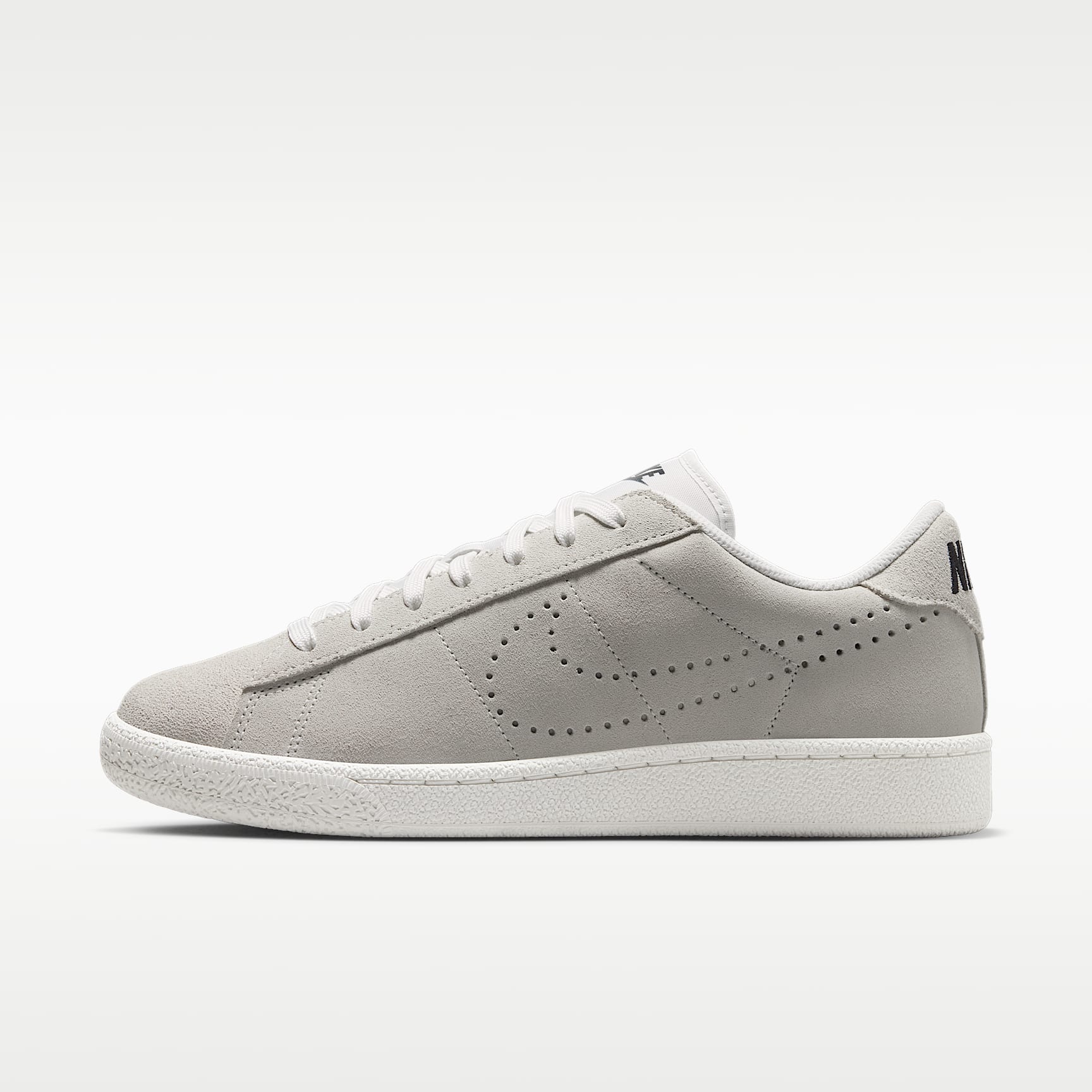 Nike Tennis Classic Damenschuh – Sail/Schwarz/Sail