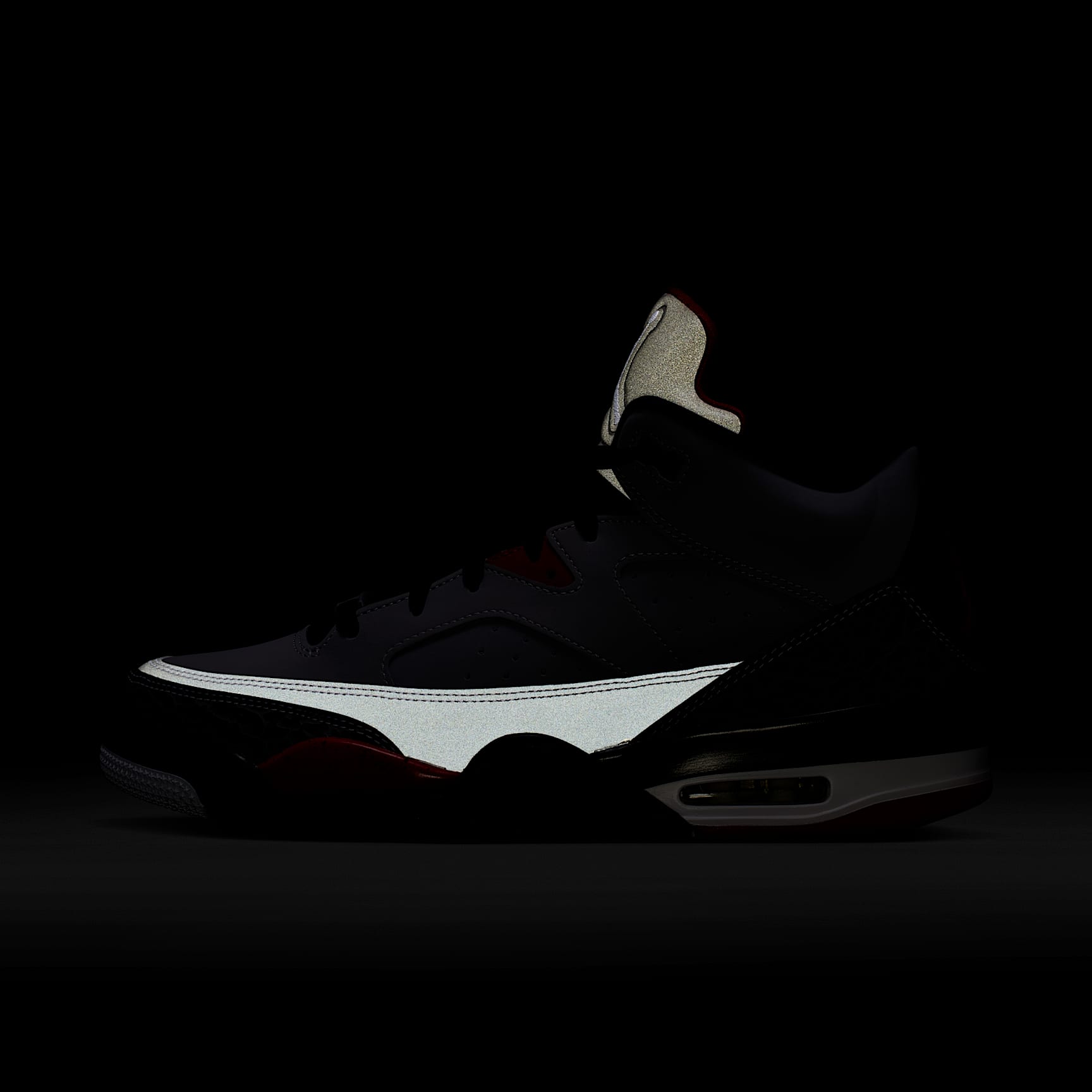 Jordan Son of Mars Low Herrenschuh – Cement Grey/Schwarz/Fire Red/Weiß